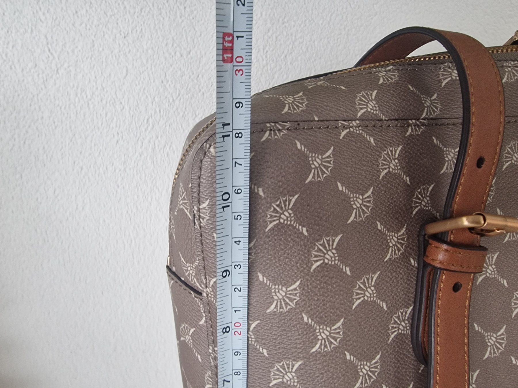 Joop Taschen für Damen: JOOP Schultertasche für Laptop – Gebraucht aus Münsingen von InnaN 8