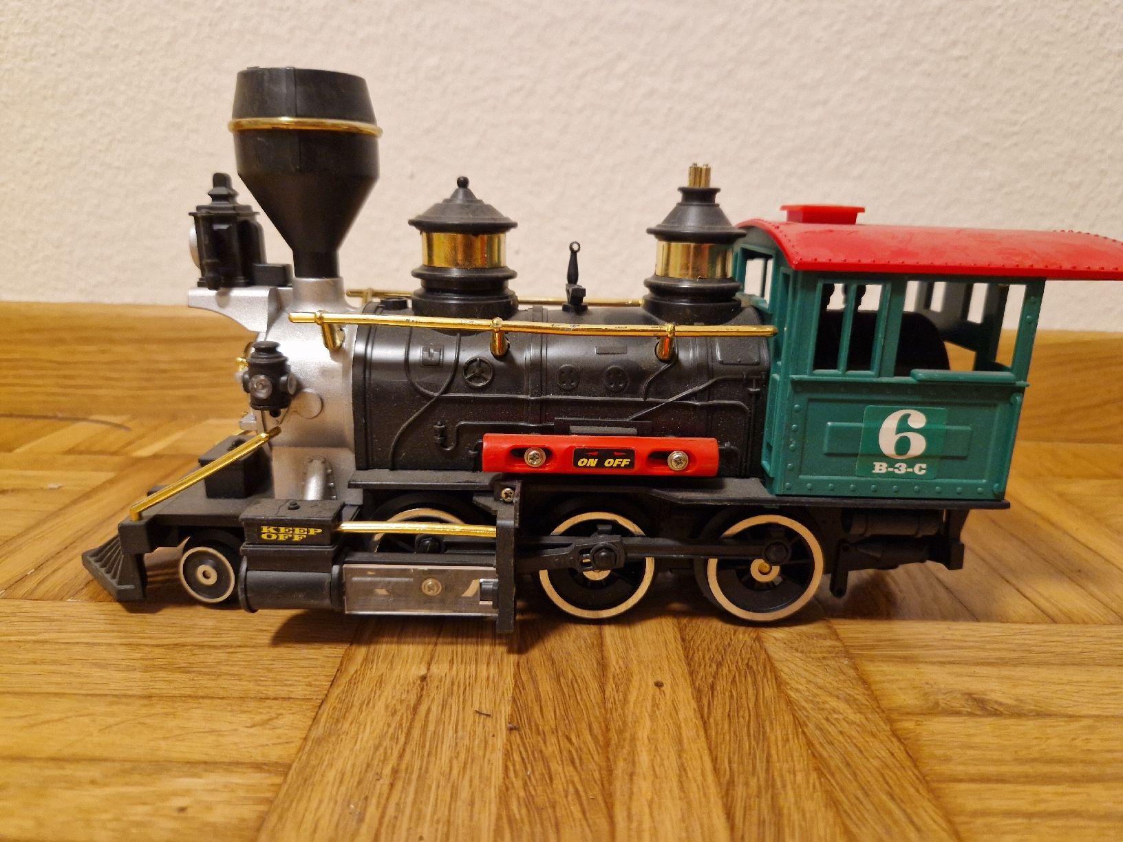 Modellini di ferrovie: Dampflokomotive Modell Nr. 6 B-3-C – Usato da Berikon venduto da Wiederverwender2024 2