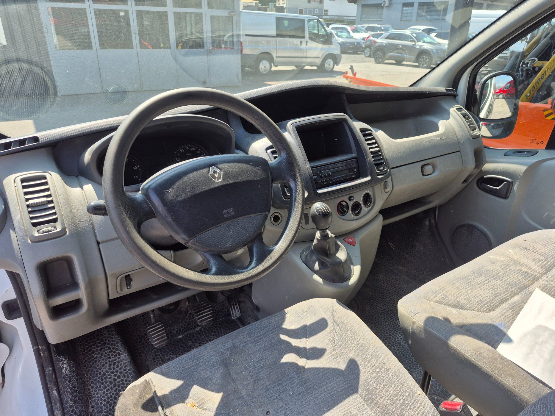 Renault Véhicules utilitaires: Renault Trafic dci 90 2.0 – D'occasion à St. Margrethen par Autozentrum1 6