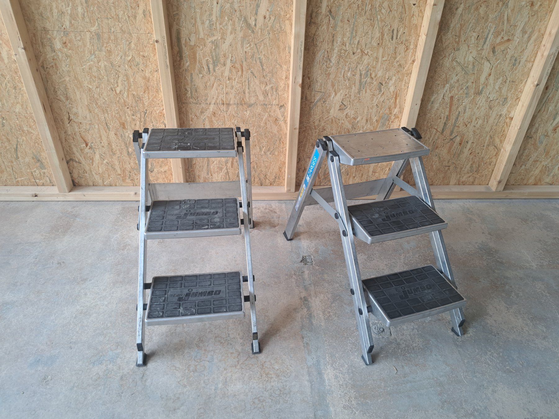Scale: 2x Zarges Aluleiter Steg Tritt / Trittleiter – Usato da Belp venduto da deal-now 2