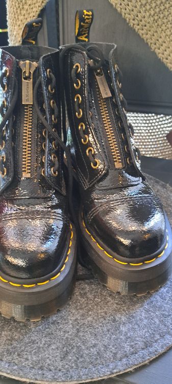 doc martens sinclair