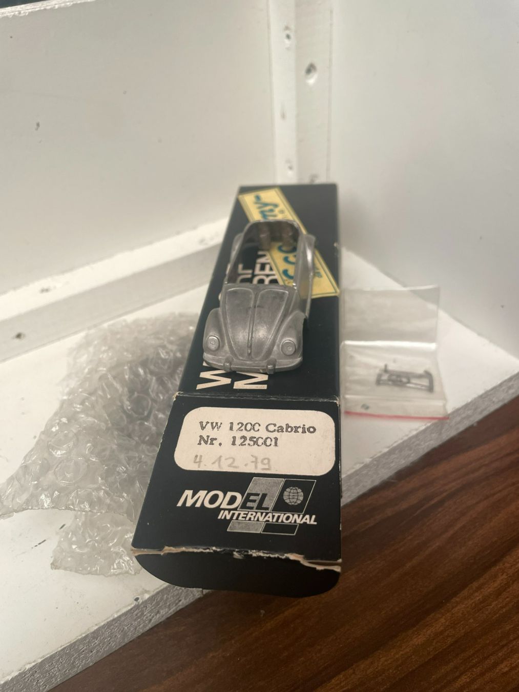 Volkswagen Modellautos: VW Käfer 1200 Cabriolet     KIT    -1:43 model international – Neu und originalverpackt aus Wohlen AG von Erelpowerline