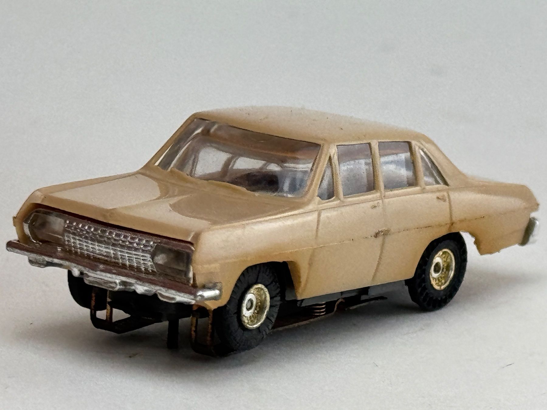 Faller Rennbahnen: GB5- Faller AMS Opel Diplomat beige – Gebraucht aus Elm von Wikmtz