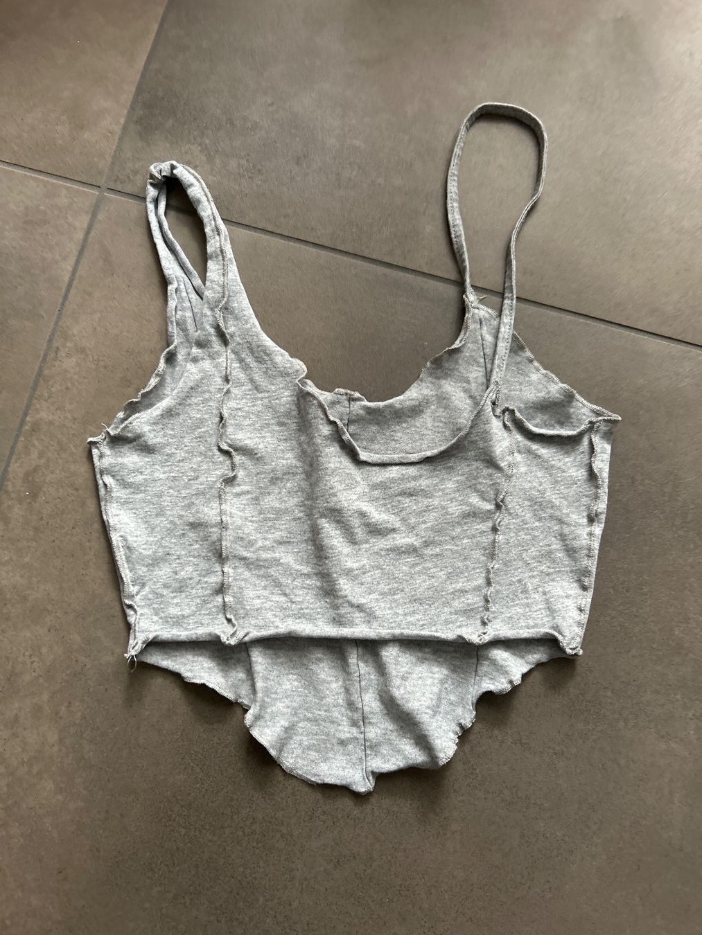 Shein Top: Shein top taille XS – Usato da Delémont venduto da Ma_LoU.01 1
