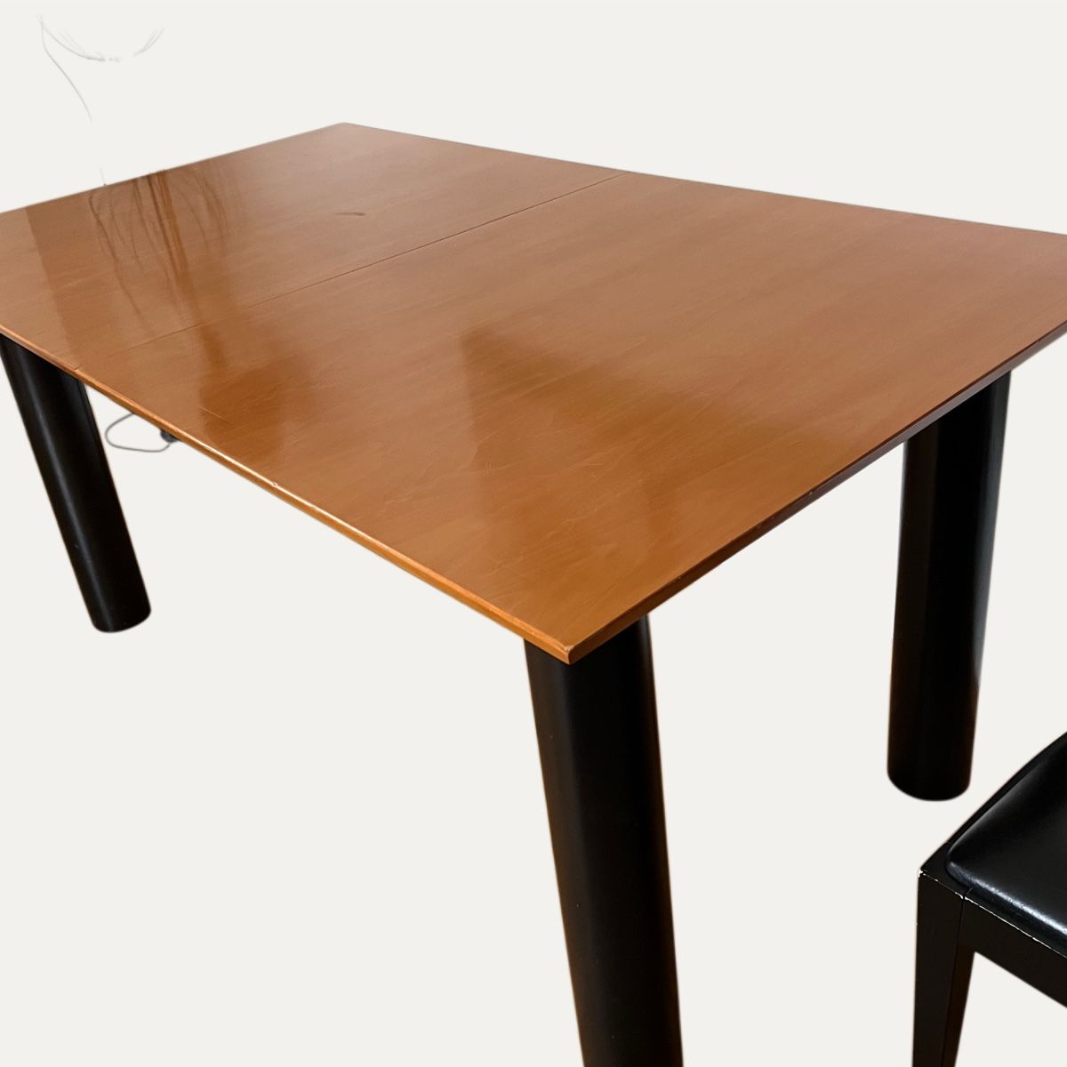 Tischset: Tisch mit 4 Stühlen Holz schwarz gebraucht – Gebraucht aus Emmen von codici 1