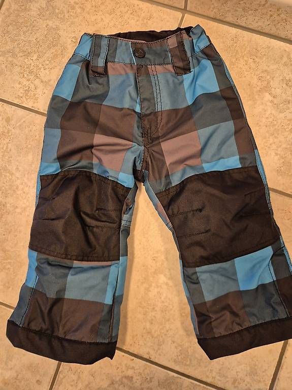 Hosen: Skihose Grösse 92 – Gebraucht aus Horw von arco35