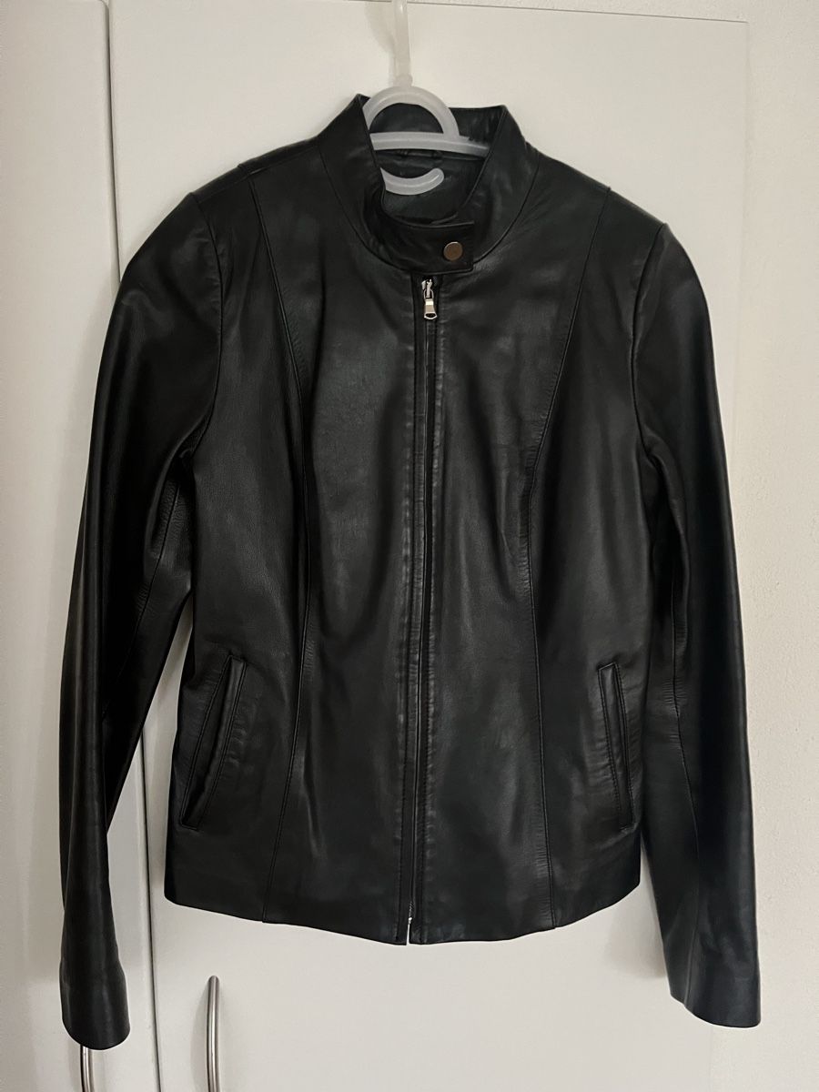 Giacche: Schwarze Lederjacke Gr. M, wie neu – Usato da Wädenswil venduto da Iana32