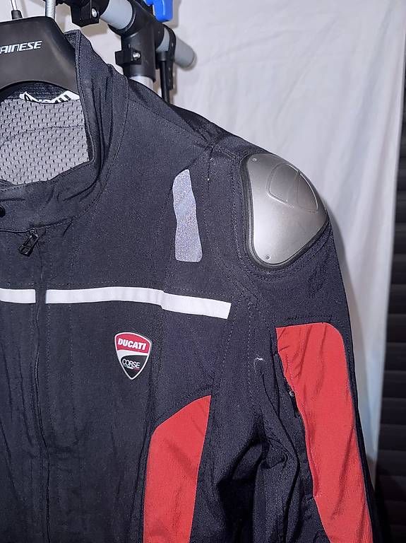 Ducati Giacche: Giacca moto Ducati 4stagioni – Usato da Oberwangen b. Bern venduto da cra_87q2 2