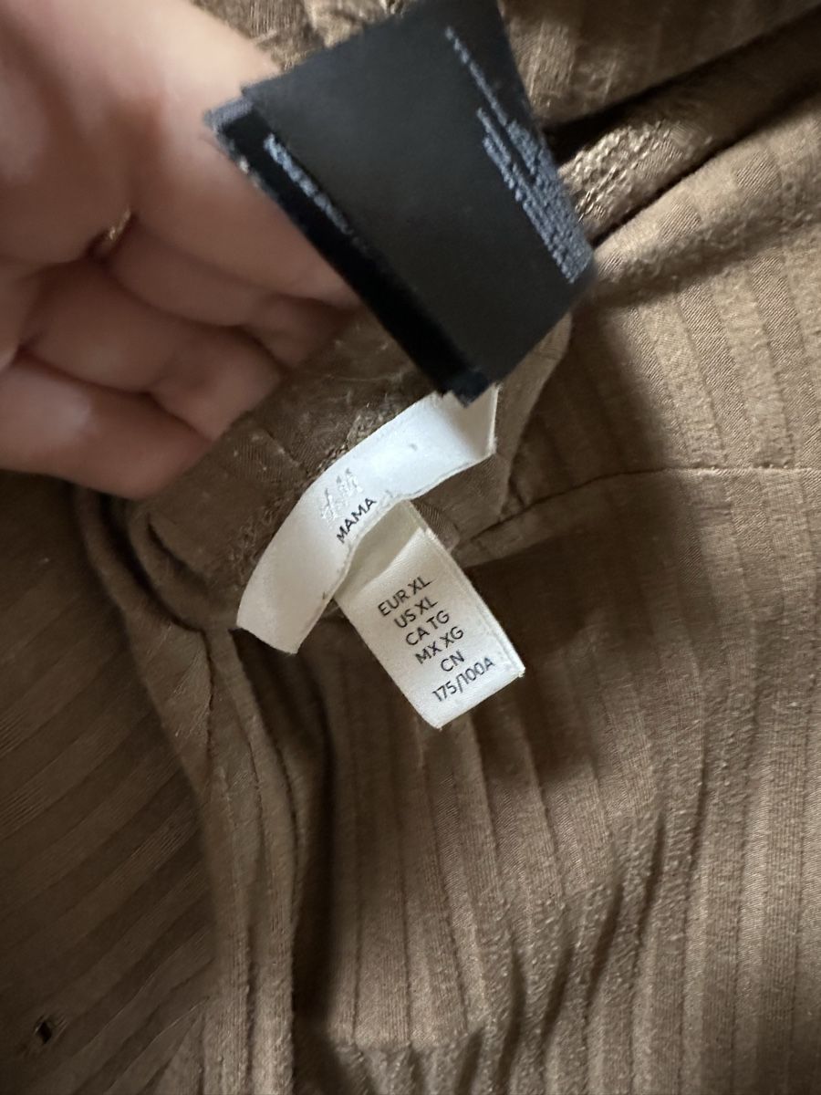 H&M Pantaloni: Mama Leggings mit Schlag, Gr.XL – Difettoso da Uster venduto da staernli4 4