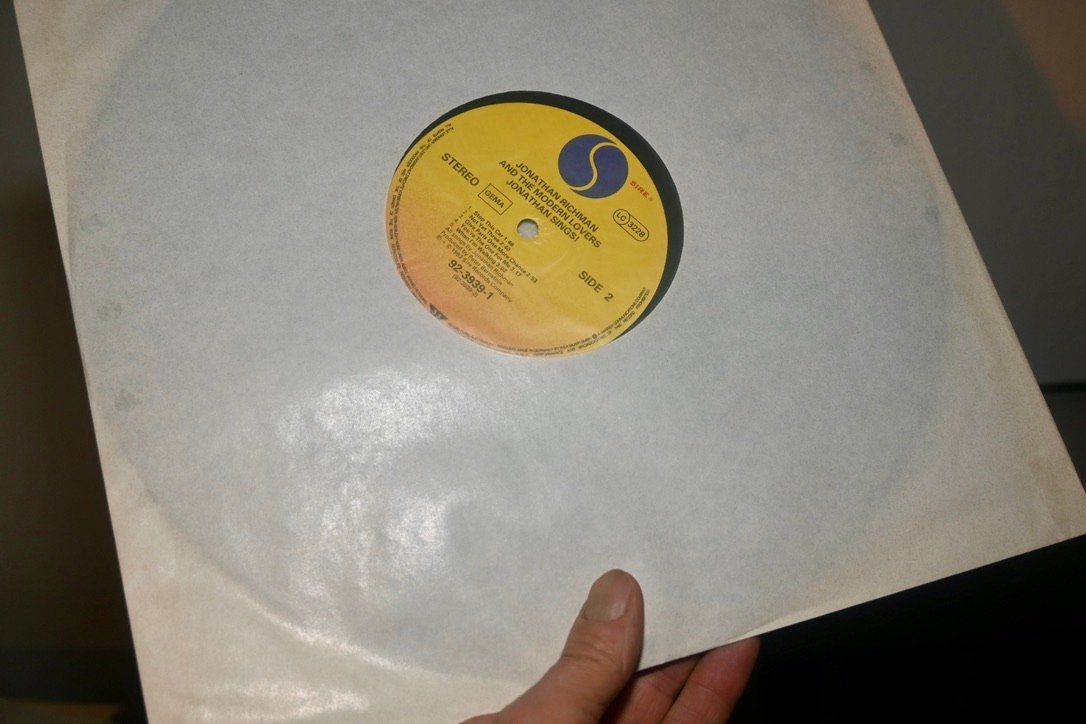 Schallplatten: Jonathan Richman & The Modern Lovers –Jonathan Sings VG+/VG+ – Gebraucht aus Pfaffhausen von  6