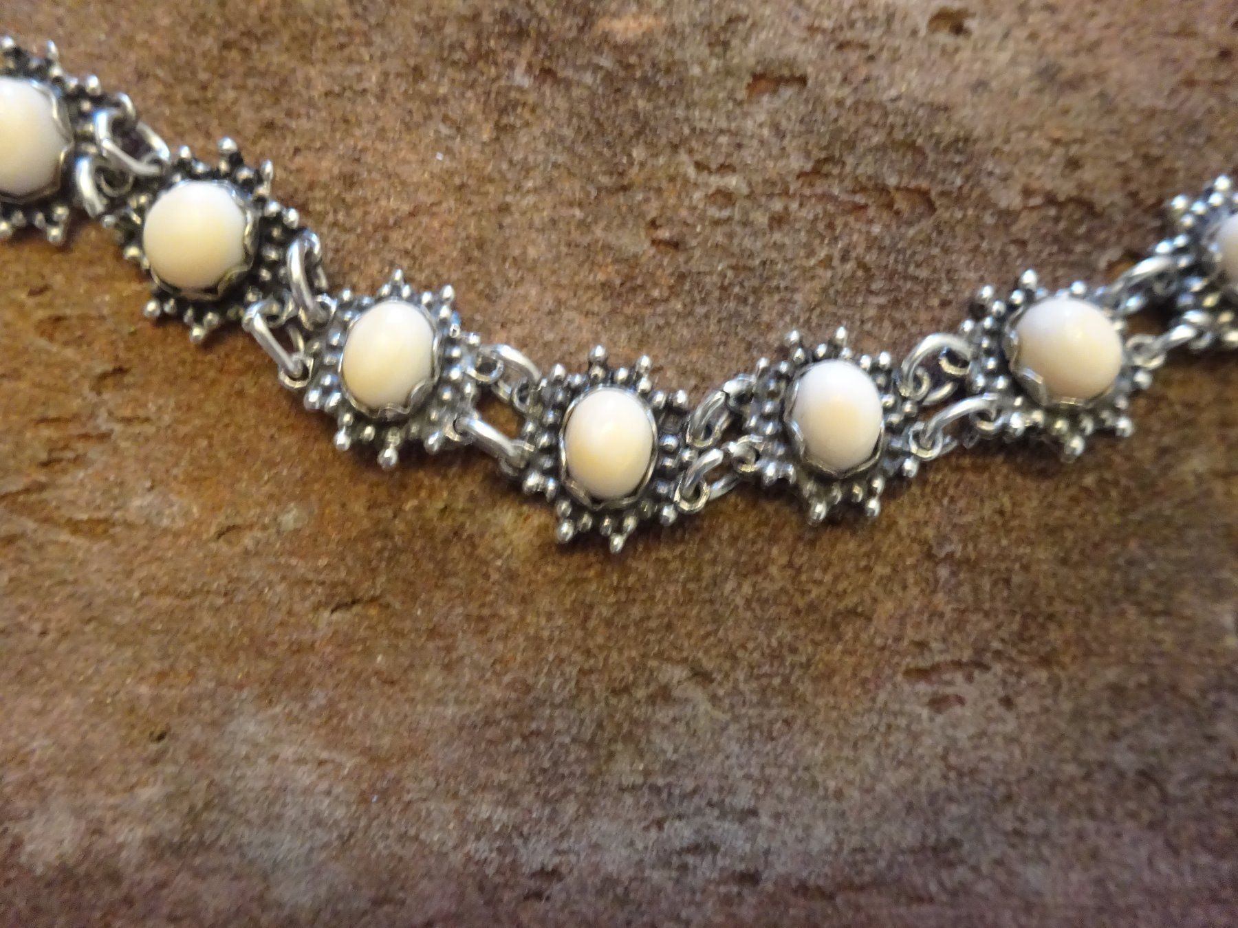 Bracciali & Braccialetti: Armband Engelhaut Koralle / 800 Silber – Usato da Esslingen venduto da FetteSchnecke 5