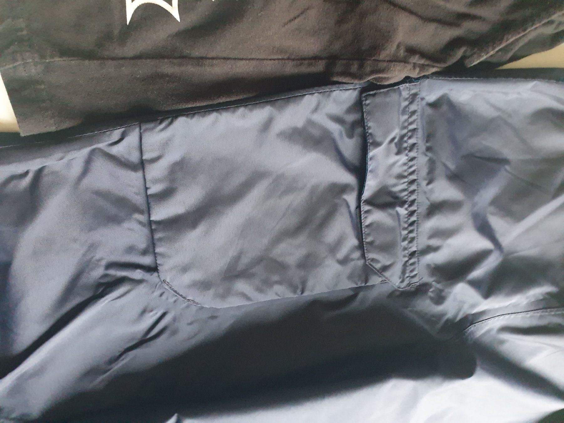 Lotti & Set di vestiti: Hosen Set 5 Stk. Gr. 164 – Usato da Uster venduto da Manu807 4