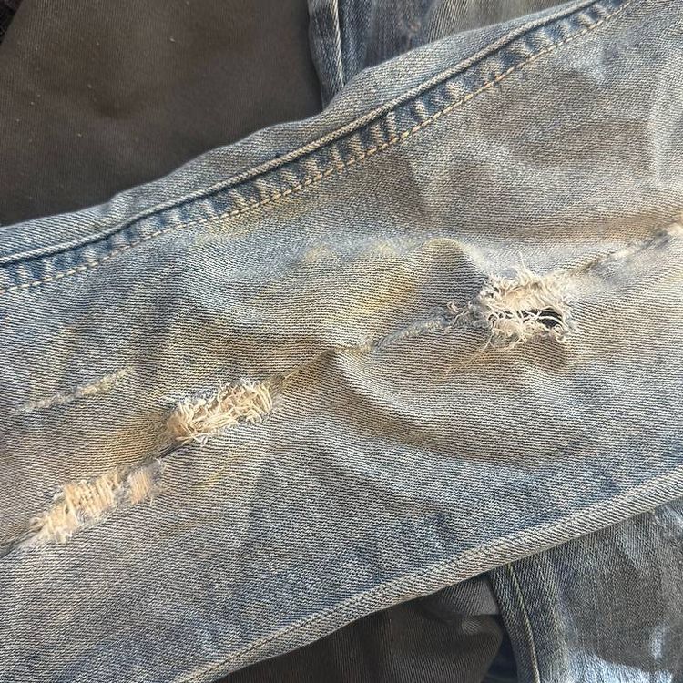 Tommy Hilfiger Lotti di vestiti: Vintage 40 Jeans 15fr/stk Miss Me True Religion Hilfiger 90s – Usato da Rheinfelden venduto da sourced_limited 3