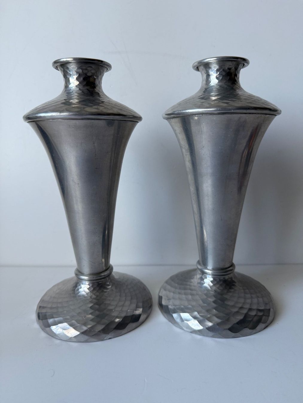 Vasen & Gefässe: Seltene Blumenvasen aus Aluminium – Gebraucht aus Zwingen von moje1 5