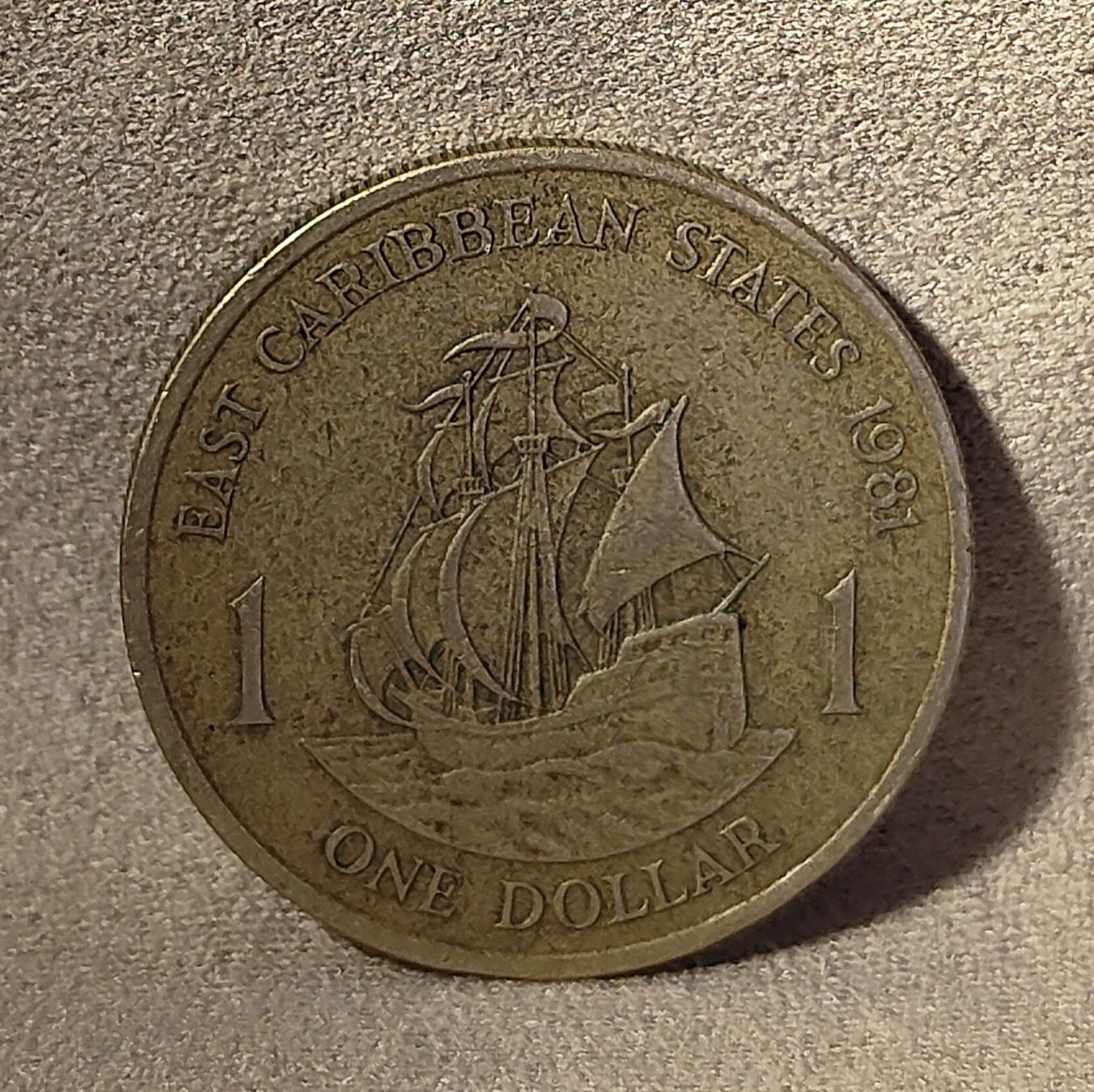 Alle Münzen: EAST CARIBBEAN STATES ONE DOLLAR 1981 – Gebraucht aus Winterthur von Creso70