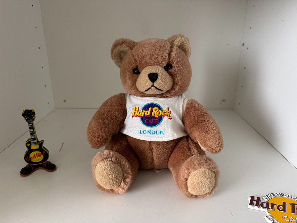 Giocattoli: 13 Hard Rock Café Collectible Bear - Diverse Städte – Usato da Zürich venduto da Phillan 5