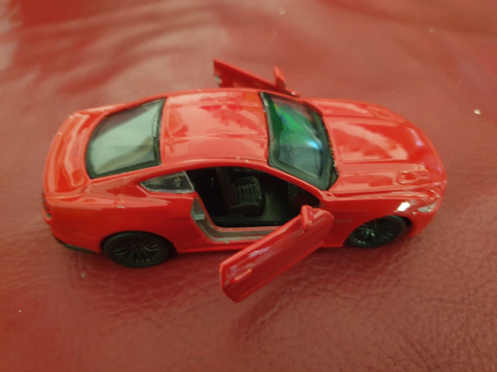 Maisto Modellini d'auto: Ford Mustang GT 2015 – Usato da Viganello venduto da Priska.c 3