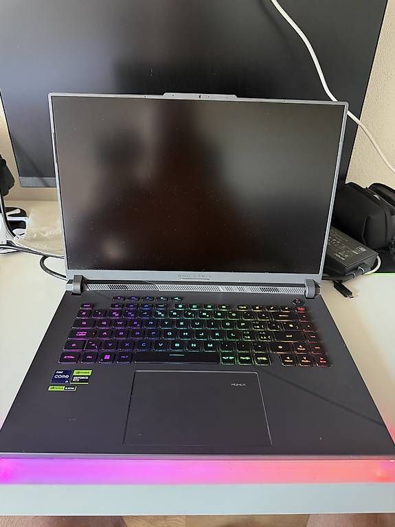 Asus PCs: ASUS ROG Strix G16 Rtx 4080 – D'occasion à Wangen an der Aare par dus_nnf8