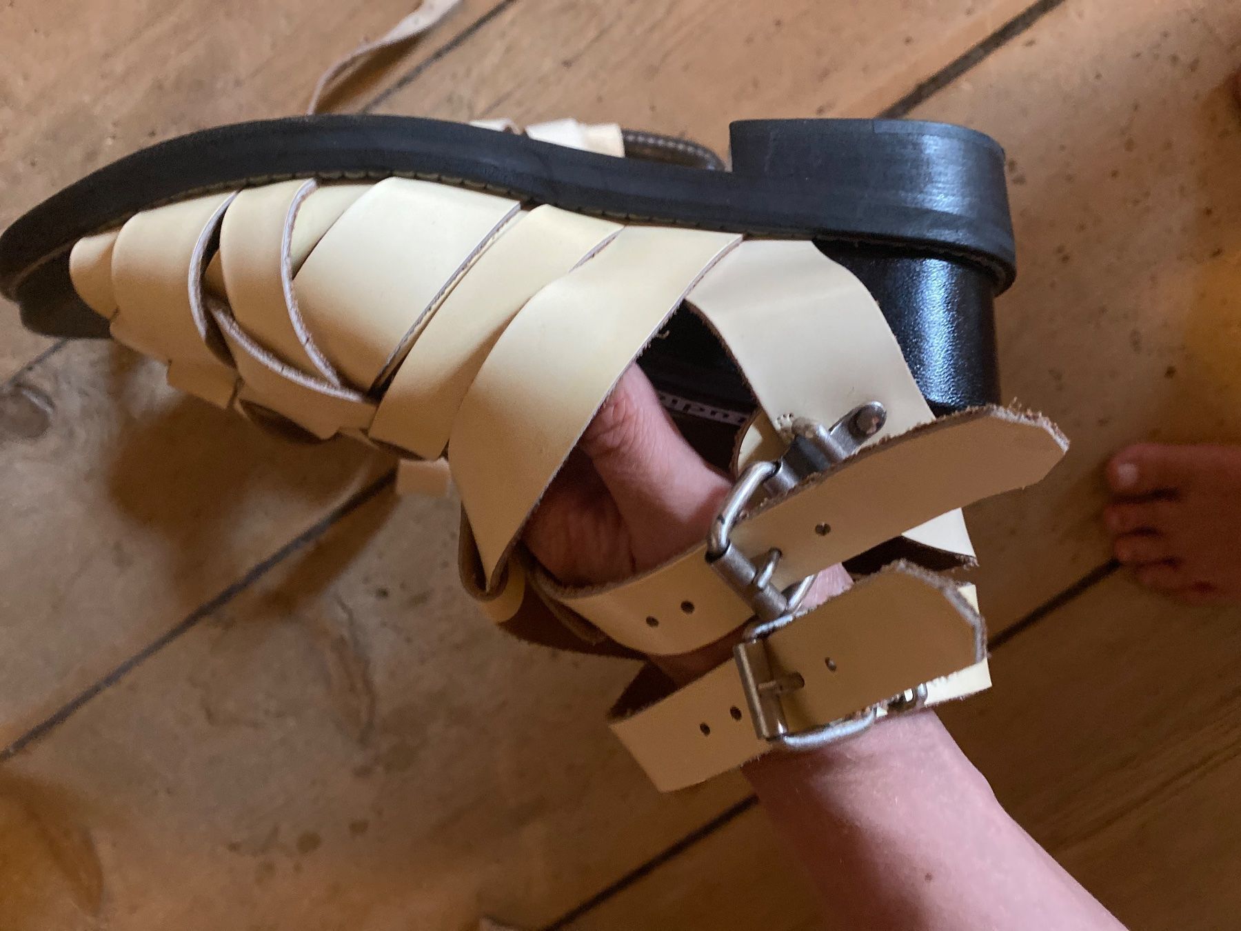 Acne Studios Scarpe da donna: Sandalen von Acne Studios – Usato da Küblis venduto da mad_b2bw 3