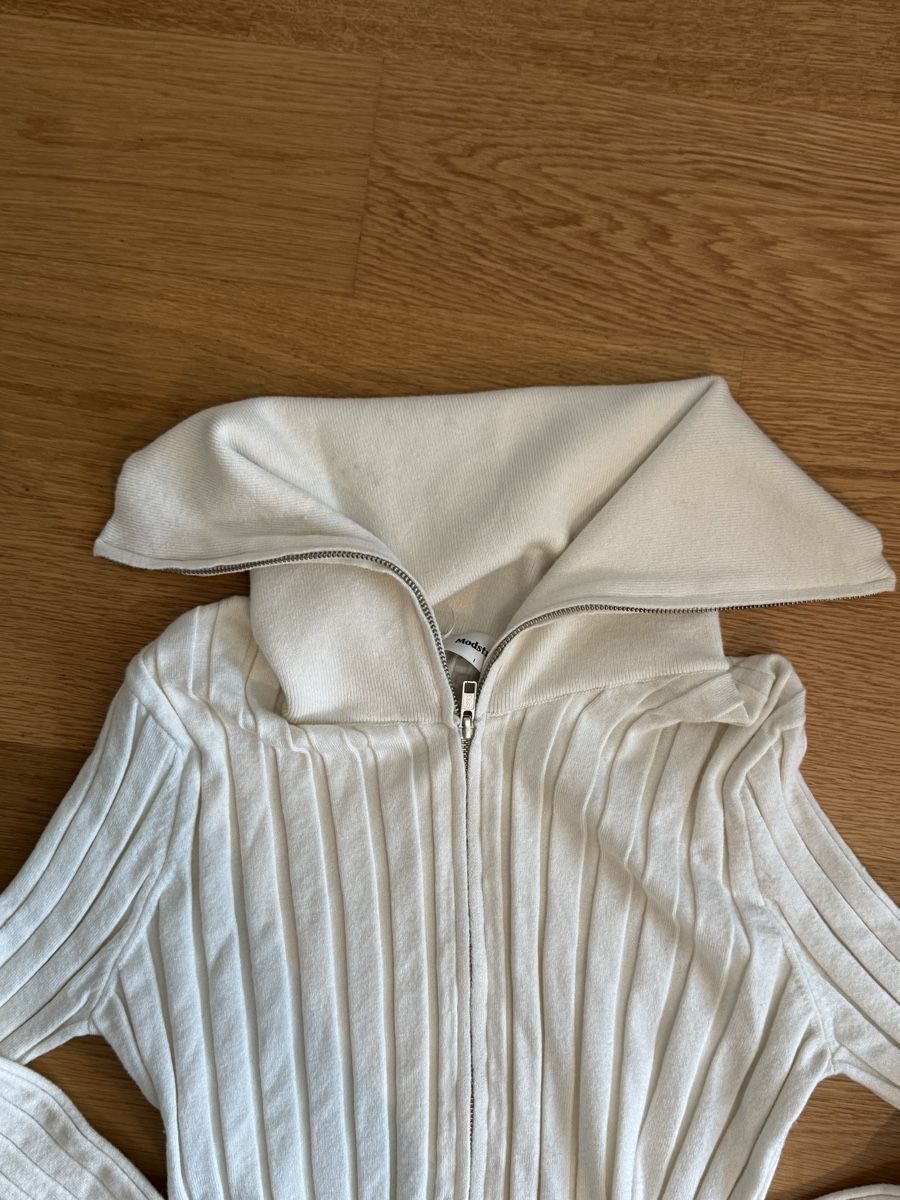 Maglioni & Felpe: Sweater – Nuovo (secondo la descrizione) da Zürich venduto da reg_vvr6 1