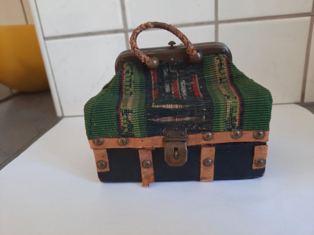 Petite sac seau ancien vintage années 50 sac en cuir en ance | Clasf