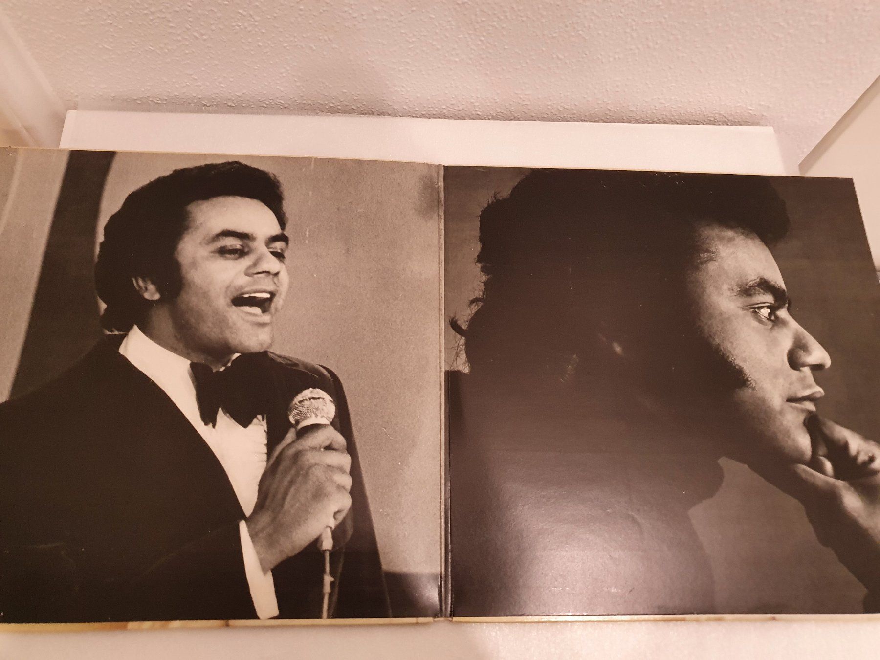 Dischi in vinile: Johnny Mathis – Johnny Mathis' Greatest Hits / 2 LP`s – Usato da Uster venduto da Vinyl-Leidenschaft 2