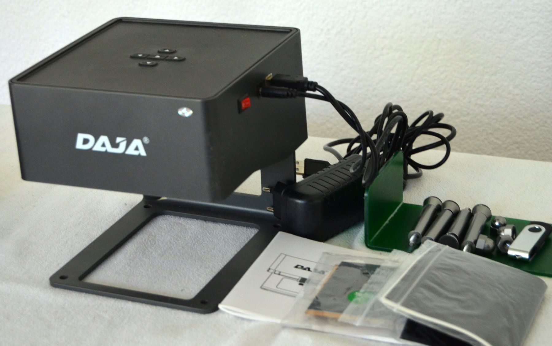 Tutte le macchine: Daja  DJ6 Mini Lasergravierer / graveur laser Bluetooth – Usato da Collonges venduto da arashee