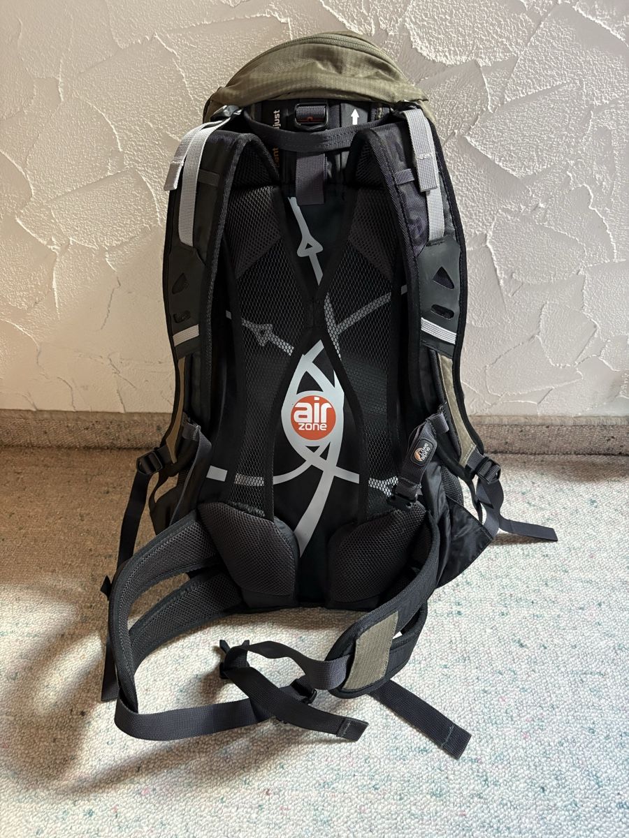 Lowe Alpine Zaini: Rucksack Lowe alpine air zone centro 27 – Usato da Tagelswangen venduto da lykainion 1