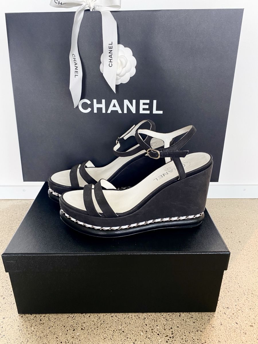 Chanel Scarpe da donna: Chanel Sandalen – Usato da Stäfa venduto da Nicole093 3