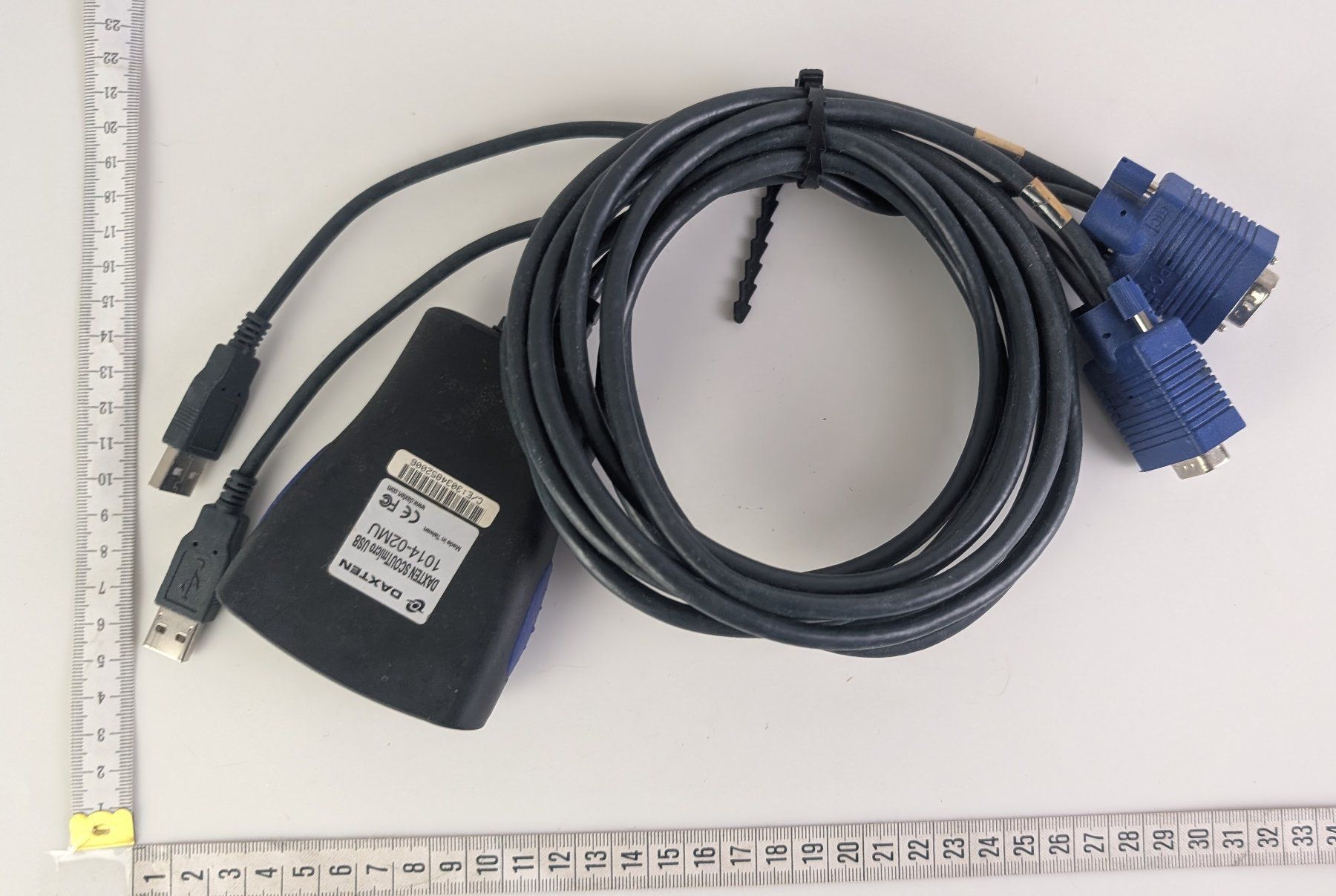 Cavi: DAXTEN ScoutMicro USB KVM Switch – Usato da Zürich venduto da axolottchen 4