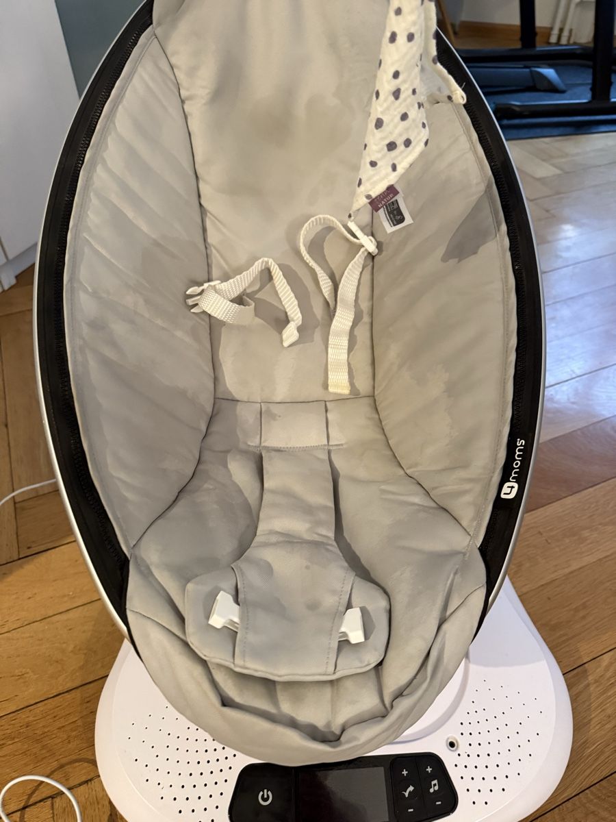 4moms Sdraiette & Sdraiette a dondolo: Automatische Babywippe 4Moms – Usato da basel venduto da yuri.H 3