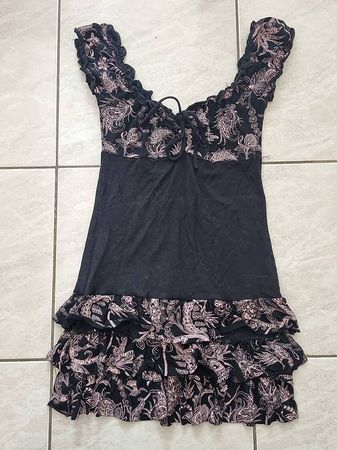 Robe noir et rose taille 36