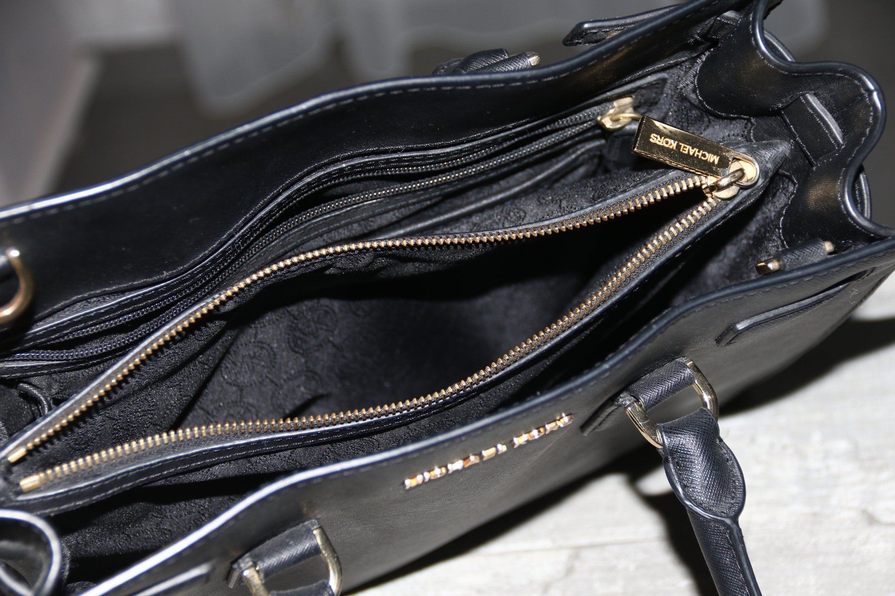 Michael Kors Borse da donna: Original Tasche von MICHAEL KORS – Usato da Oberwil-Lieli venduto da Svetlana28 5
