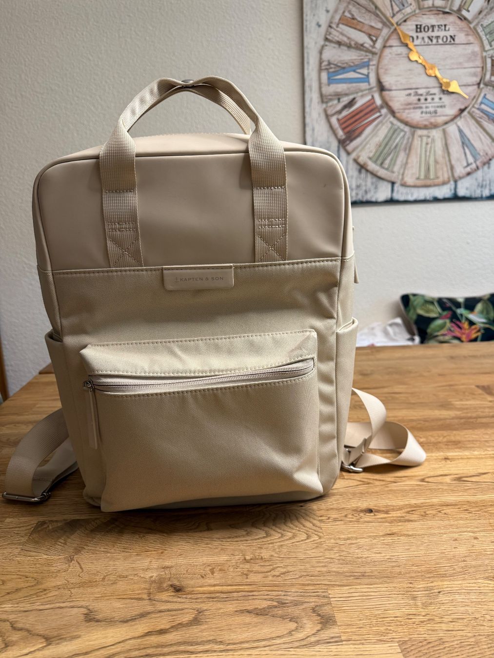 Kapten & Son Zaini: Kapten & Son Rucksack, neuwertig, beige – Usato da Gattikon venduto da Guegis66 1