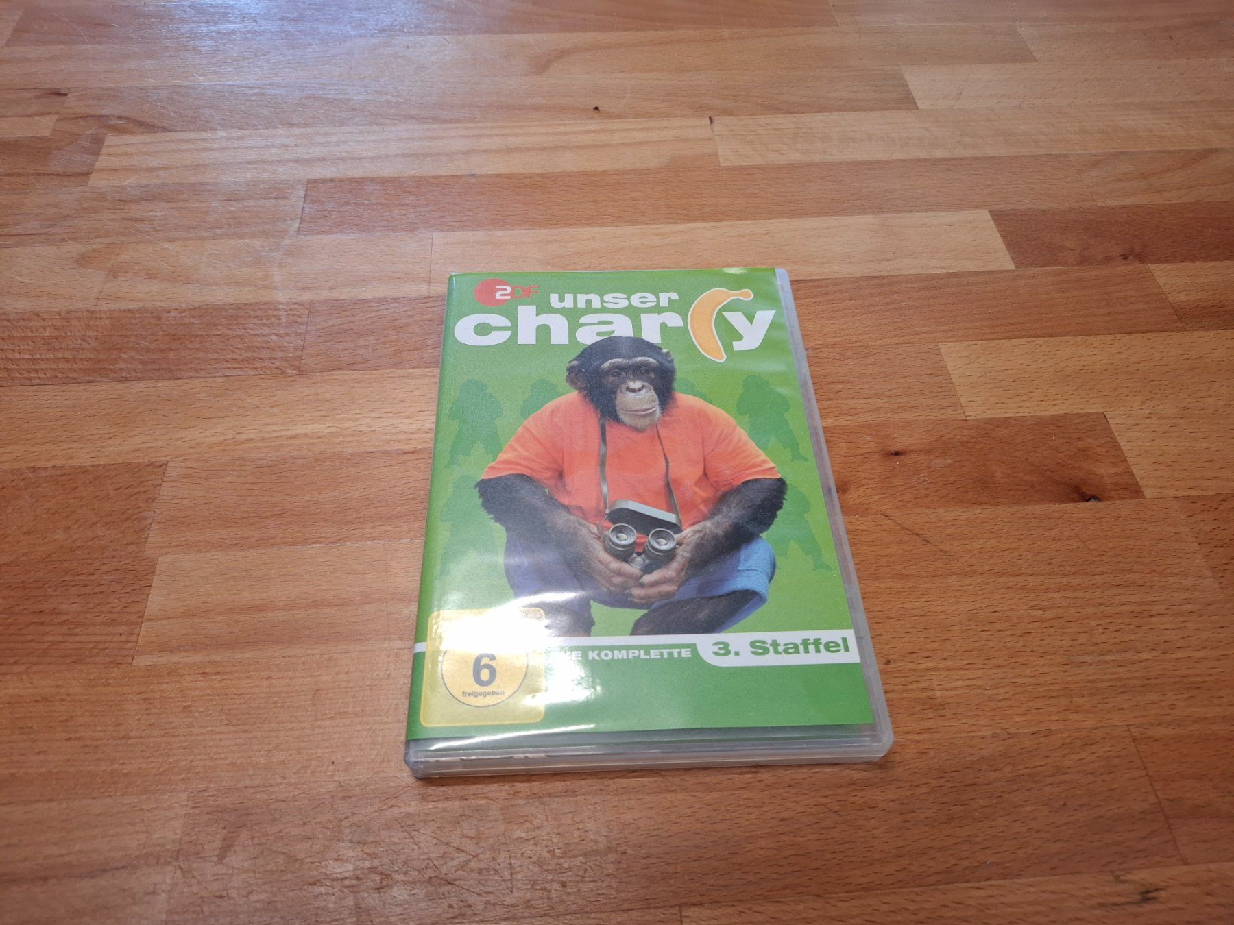 Tutti i DVDs: Unser Charly - Die komplette 3. Staffel – Usato da Signau venduto da mw91