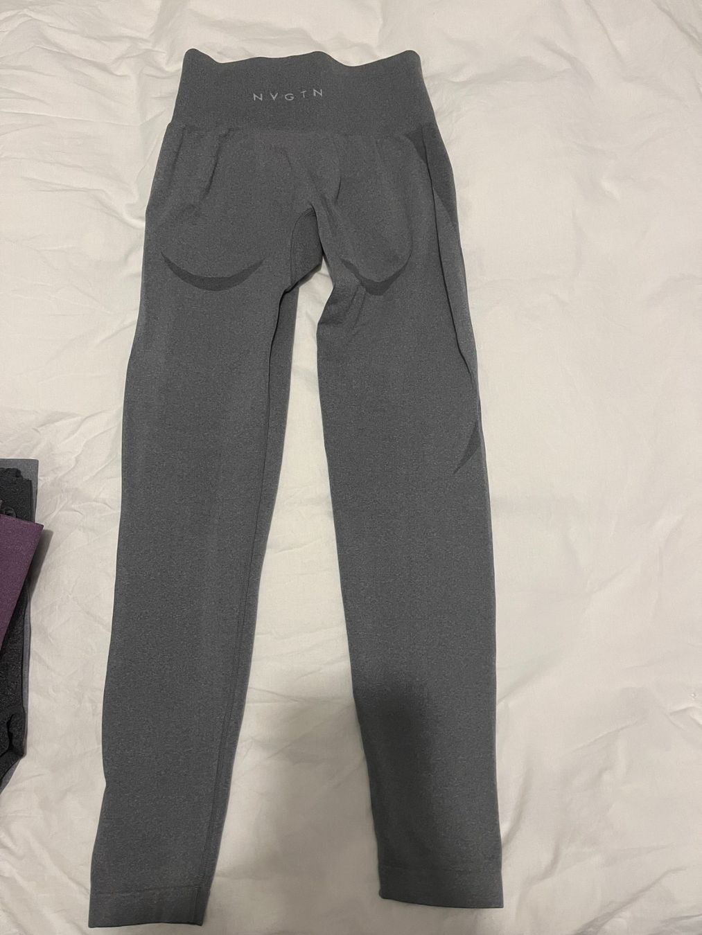 NVGTN Leggings: NVGTN Leggins – Gebraucht aus Grenchen von rahel_98 1