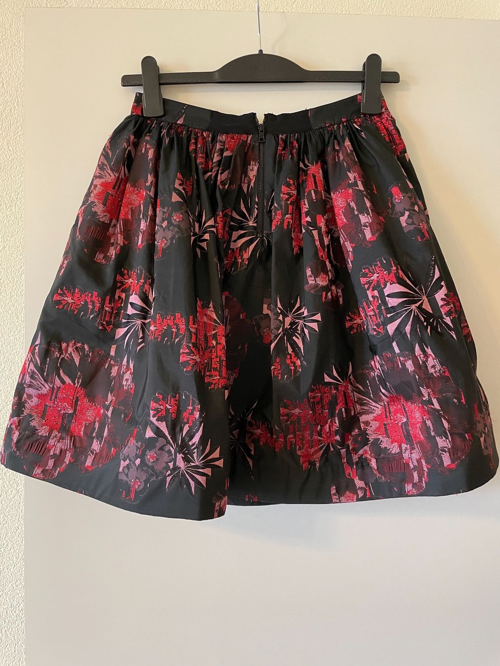 Röcke: Rock Alice+Olivia aus Harrods London – Gebraucht aus Richterswil von IrynaL 1