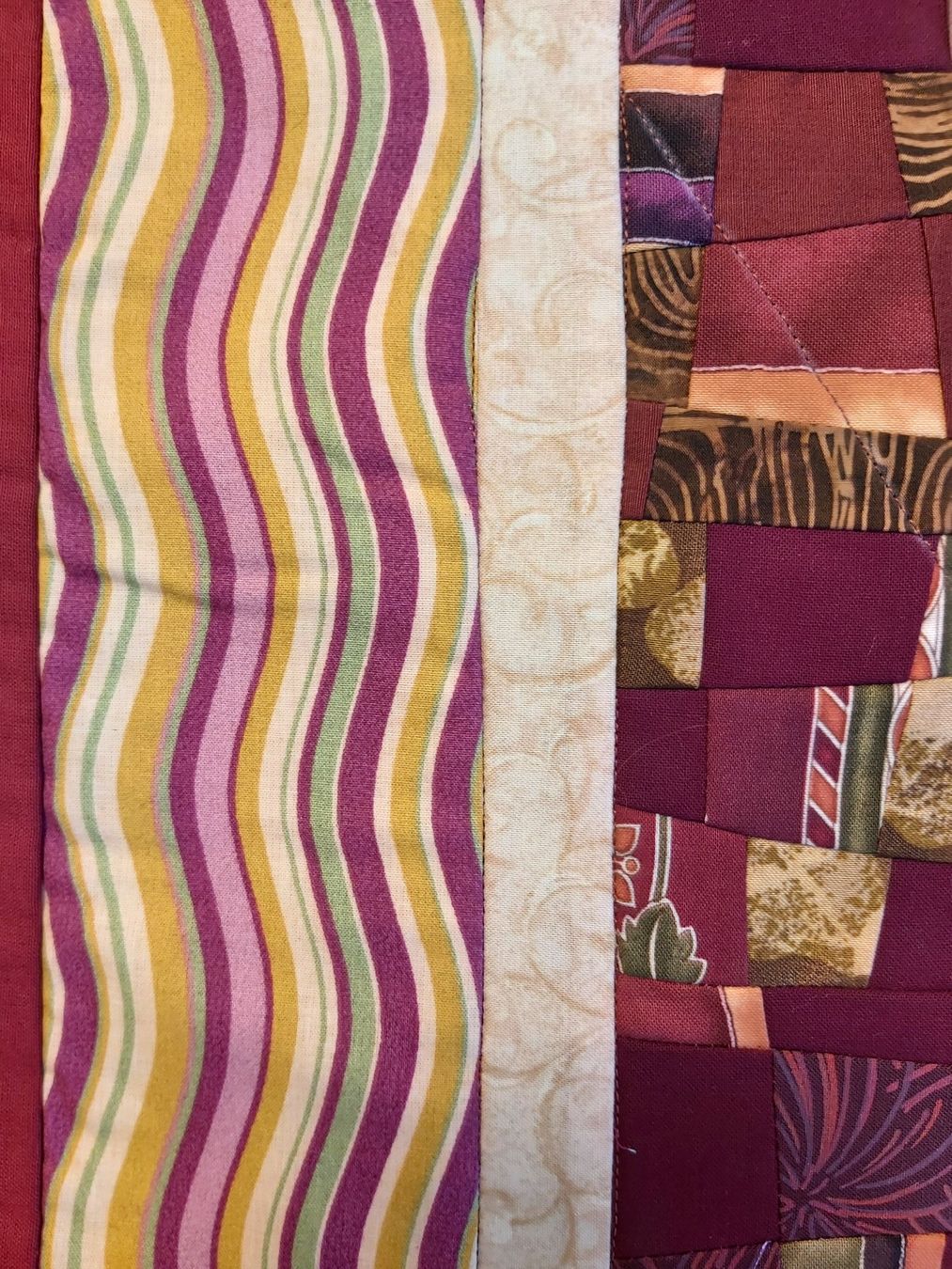 Tutte le decorazioni: Patchwork Quilt "Granat" Unikat 88 x 73 cm – Nuovo (secondo la descrizione) da Wetzikon ZH venduto da Meltingpot29 1