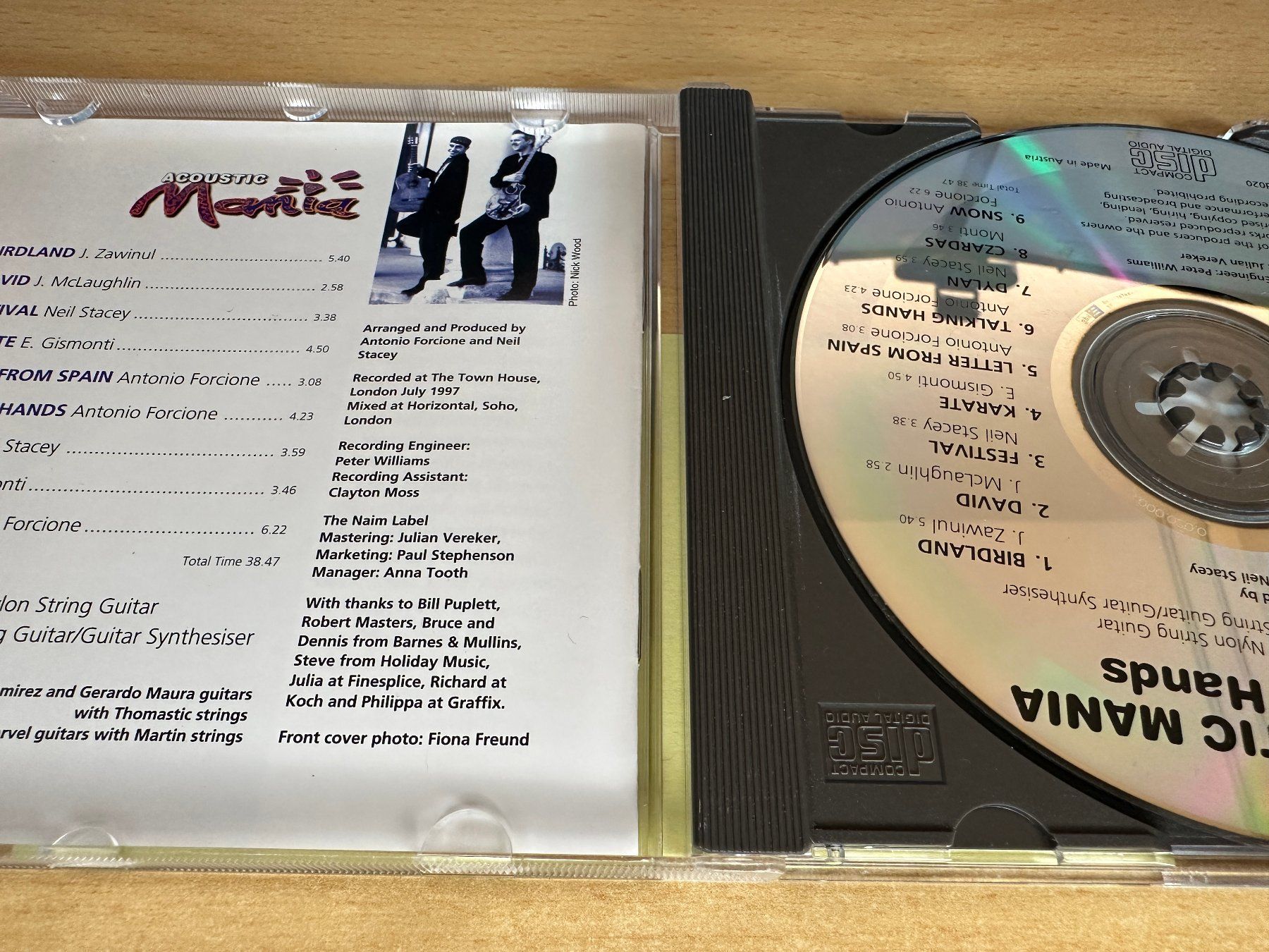 CD: Acoustic Mania – Talking Hands – Usato da Rikon im Tösstal venduto da Alpenmutz 2