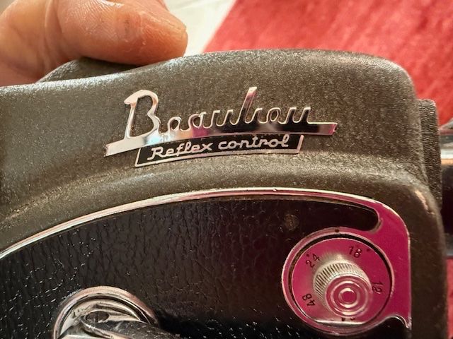 Beaulieu Camcorder: Caméra 8mm Beaulieu MR8 pour collectionneur – Gebraucht aus Enges von cordec 3