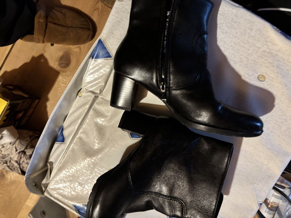 Ara Damenschuhe: Stiefelette Gr. 5,5 Ara, Gr. 38 – Gebraucht aus Kaltbrunn von Modern 1