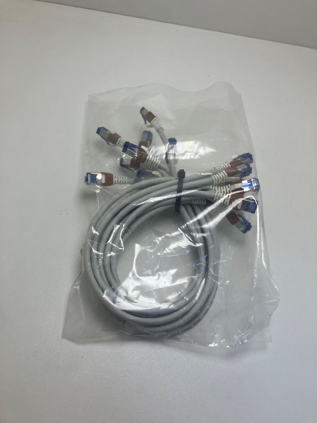 Cavi: 10x Patchkabel R&M CAT 6 RJ45 0,5m – Usato da Bilten venduto da Rocky1291