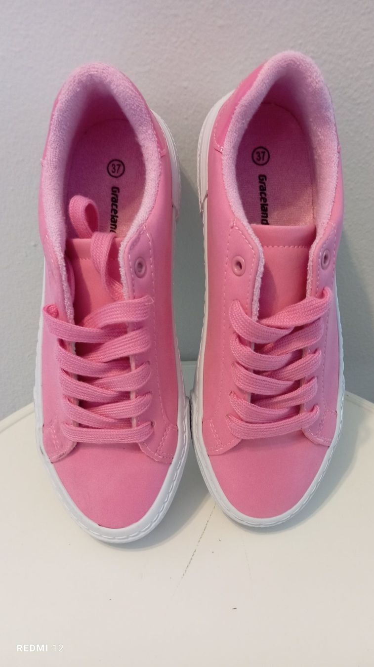 Graceland Scarpe da donna: Rosa Sneaker – Nuovo (secondo la descrizione) da Brione Verzasca venduto da pulci22 1