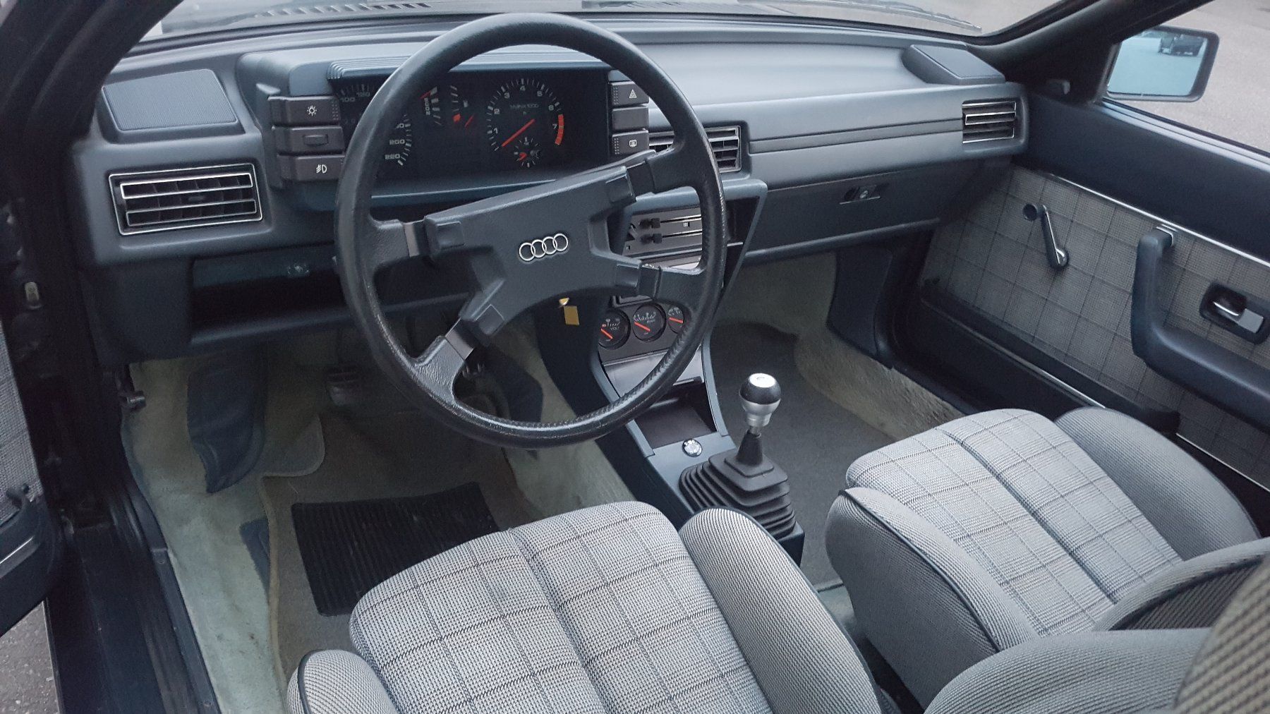 Audi Autos: Audi 81 Coupe – D'occasion à Ebnat-Kappel par Speer2000 4