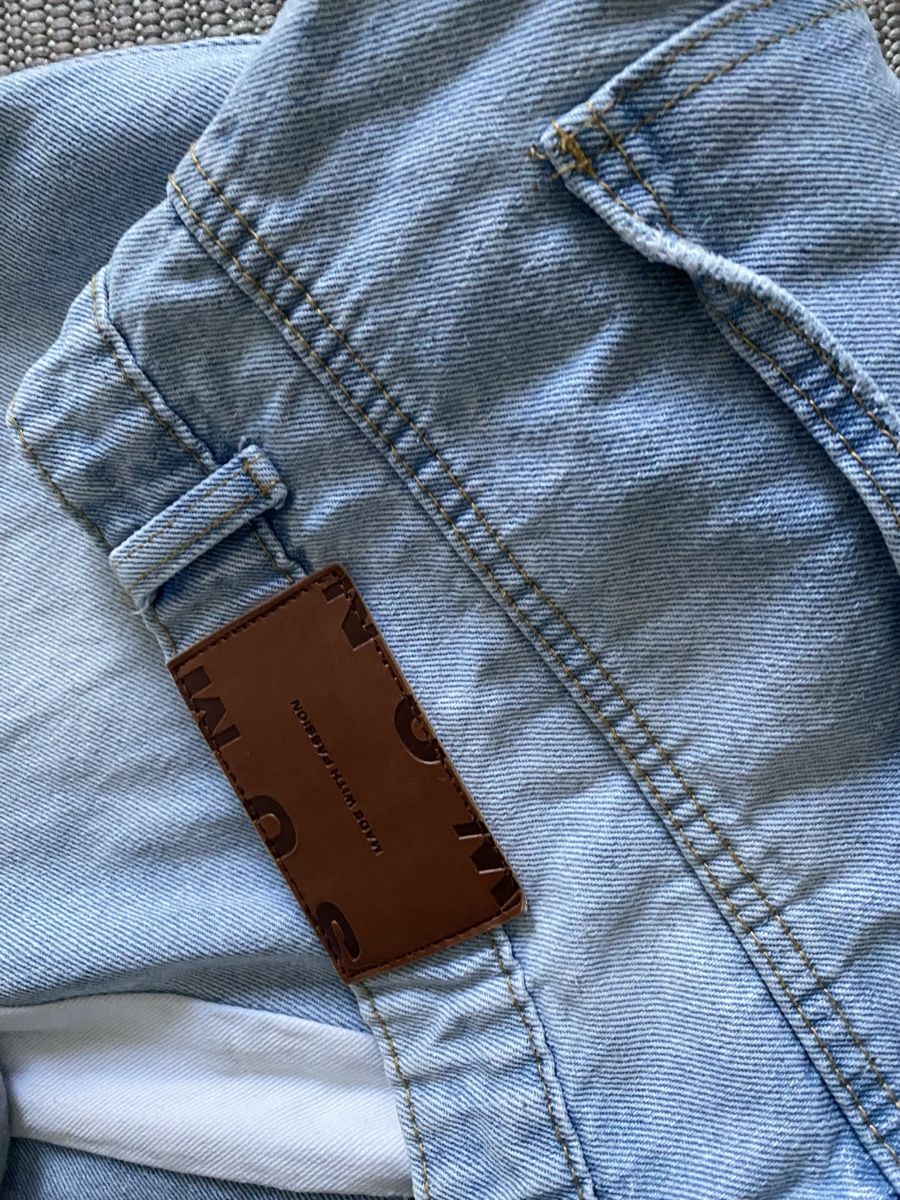 Shein Jeans: Shein Flaired Jeans XL – Usato da Basel venduto da Lorik.Serifi1 2