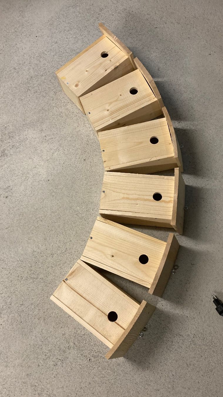 Vogelhäuser: Vogelhäuschen, Nistkasten, Brutkasten aus Tannenholz – Neu (gemäss Beschreibung) aus wiliberg von uri123
