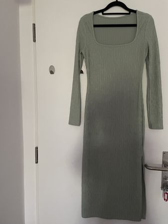 Langes Kleid 