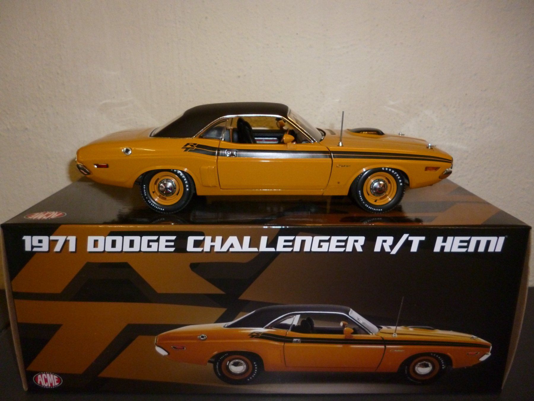 Dodge Modellautos: Dodge Challenger 426 Hemi 1971 1:18 ACME – Neu und originalverpackt aus Niederwil SG von Kaicorner03 1