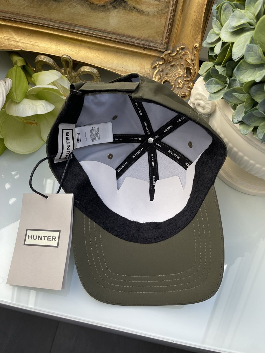 Sonstige Kleidung & Accessoires: HUNTER Storm Cap – British Heritage trifft – Neu (gemäss Beschreibung) aus Winkel von Glamour-Style 1