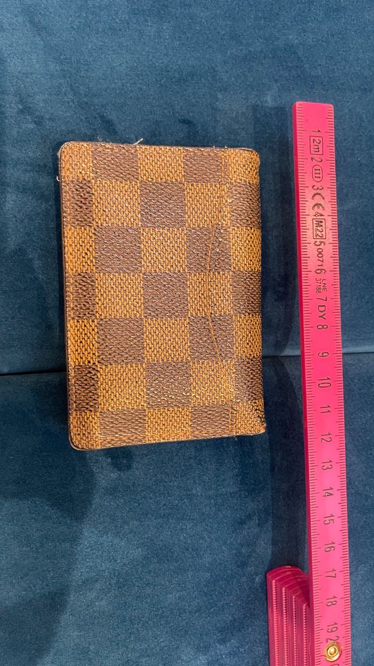 Louis Vuitton Portafogli: ORIGINAL Louis Vuitton Portemonnaie – Usato da Oberbuchsiten venduto da aria783 4